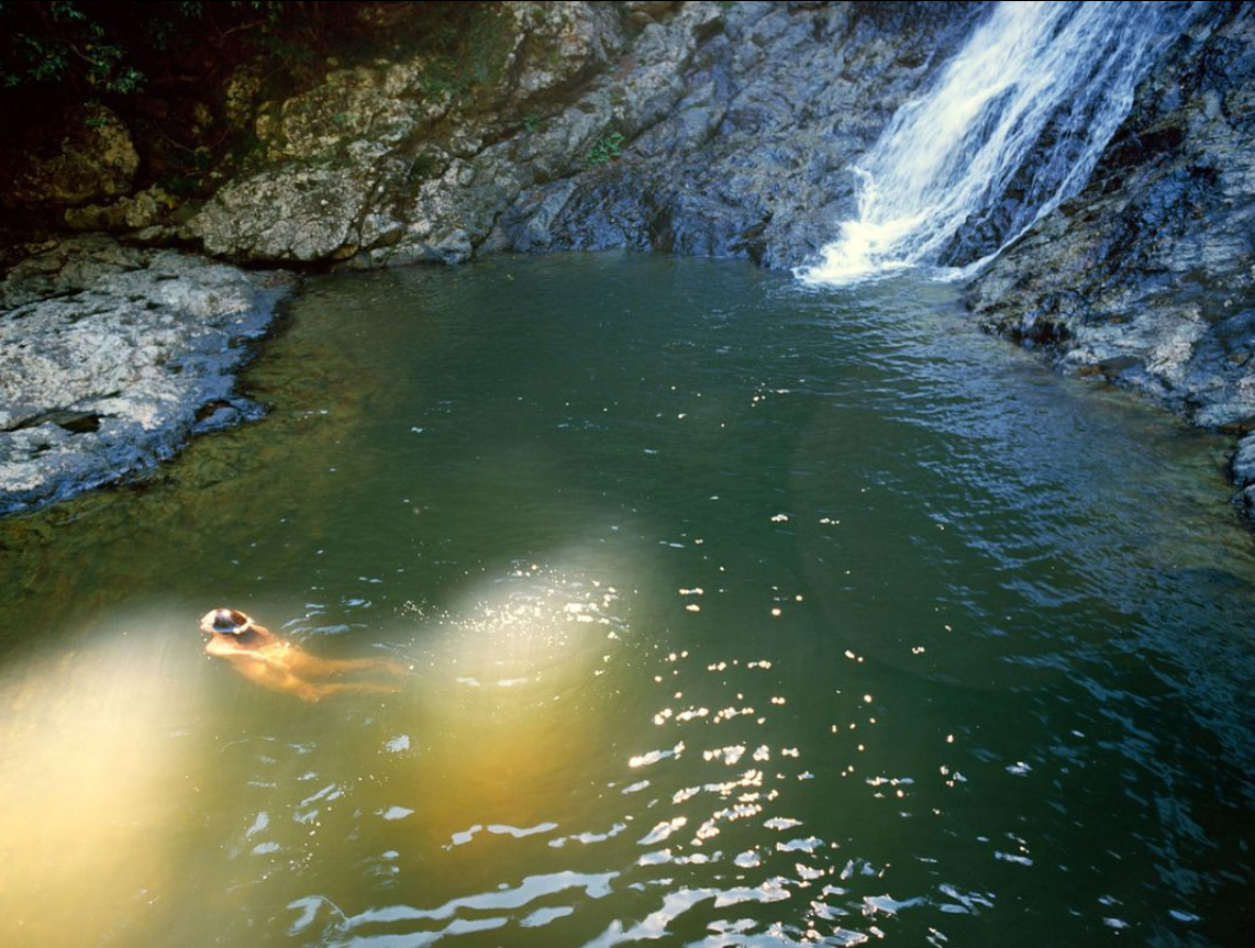 Janine Bächle - Thora Valley -Ayla Swimming